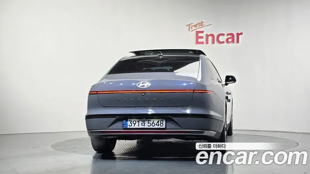 Hyundai Grandeur — Фото автомобиля 4
