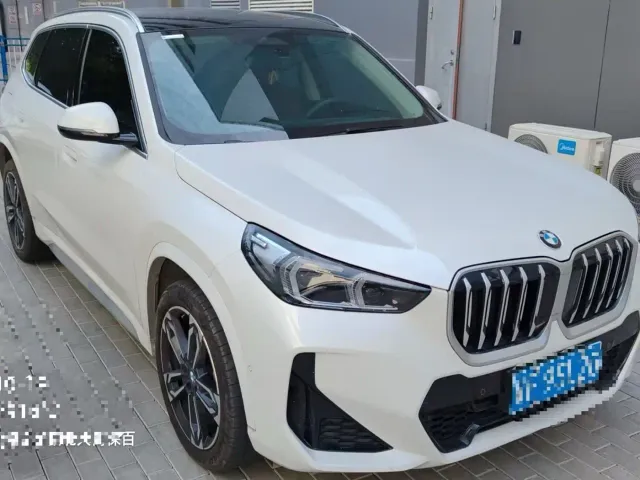 BMW X1 — Фото автомобиля 3