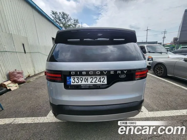 Land Rover Discovery — Фото автомобиля 5