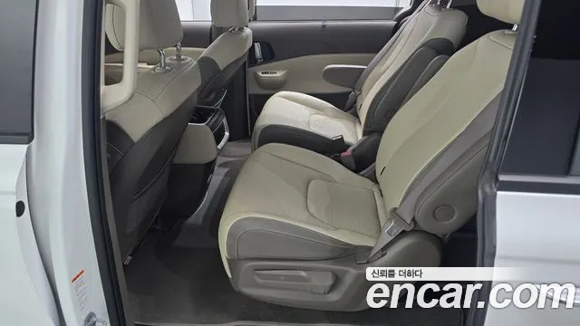 Kia Carnival 4th Gen — Фото автомобиля 18