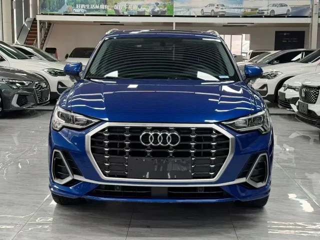 Audi Q3 — Фото автомобиля 3