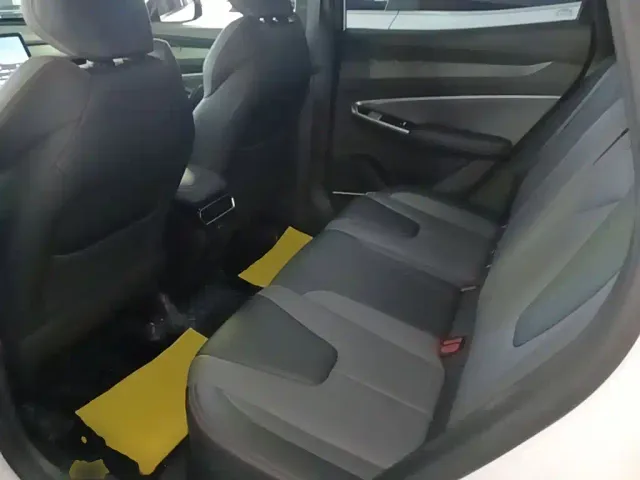 Geely Boyue — Фото автомобиля 16