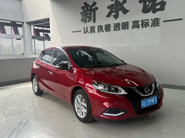 Nissan Tiida — Фото автомобиля 3
