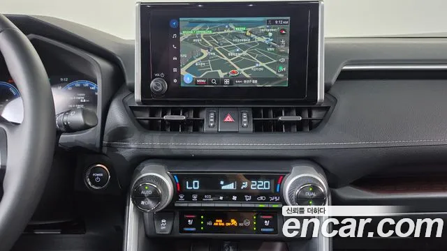 Toyota RAV4 — Фото автомобиля 14
