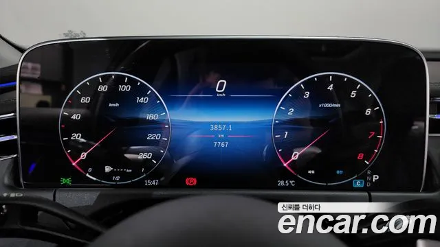 Mercedes-Benz E-Class W214 — Фото автомобиля 8