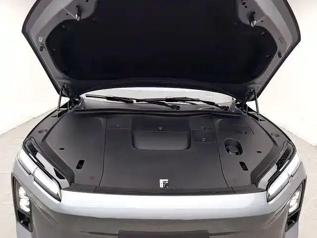 Nio EC6 — Фото автомобиля 15