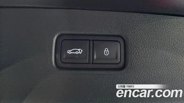 Genesis GV80 — Фото автомобиля 25