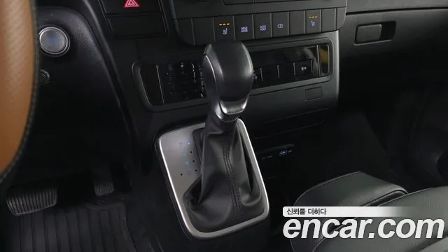 Hyundai Staria — Фото автомобиля 9