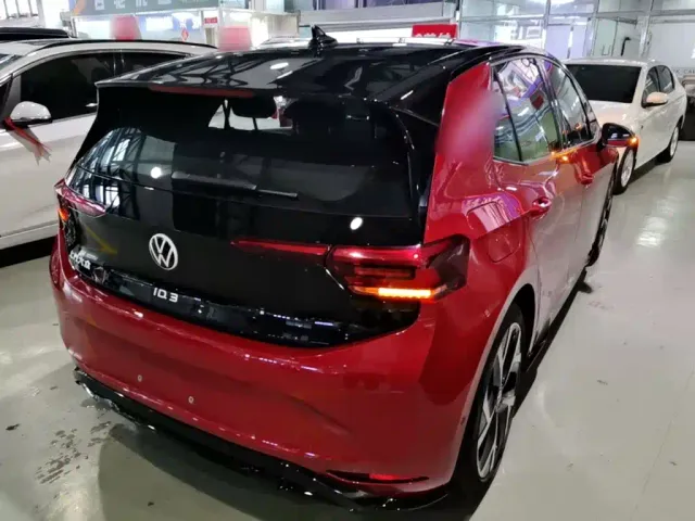 Volkswagen ID.3 — Фото автомобиля 6