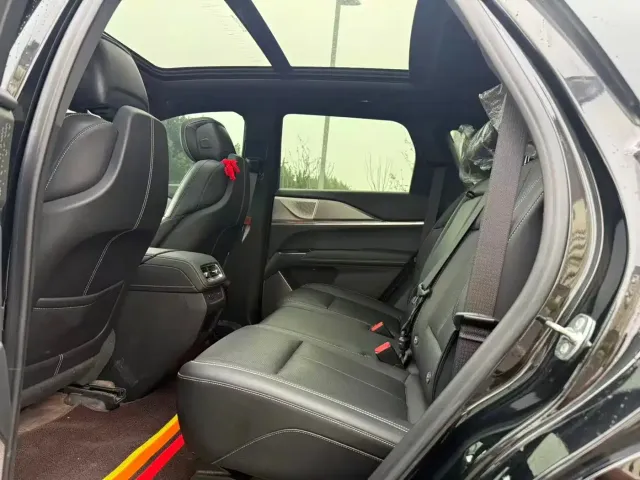 Cadillac Cadillac XT5 2025 2.0T Premium Model — Фото автомобиля 7