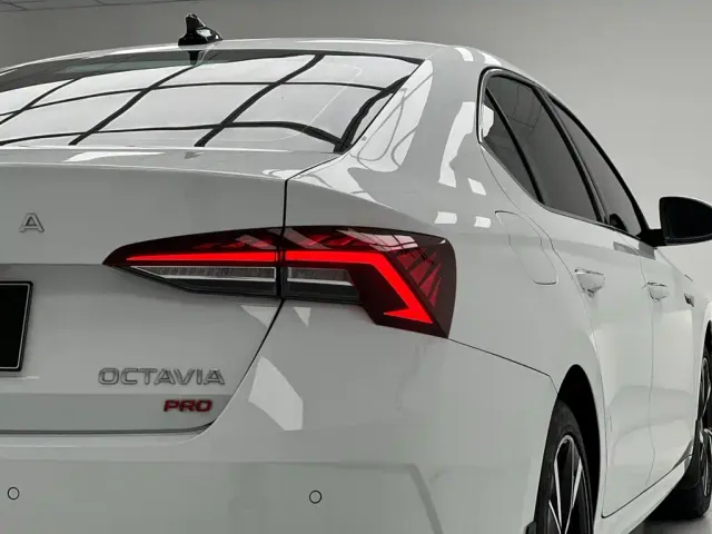 Skoda Octavia — Фото автомобиля 15
