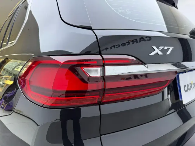 BMW X7 — Фото автомобиля 6