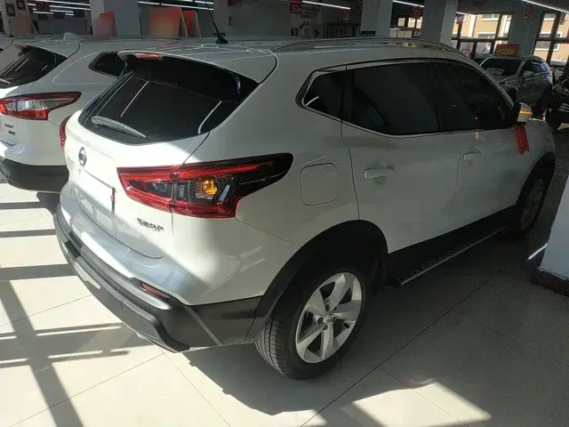 Nissan Qashqai — Фото автомобиля 6