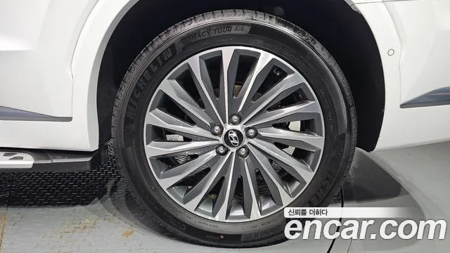 Hyundai Palisade The New Palisade Бензин 3.8 4WD — Фото автомобиля 17