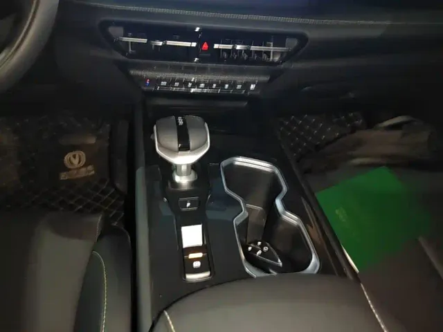 Changan CS75 — Фото автомобиля 12