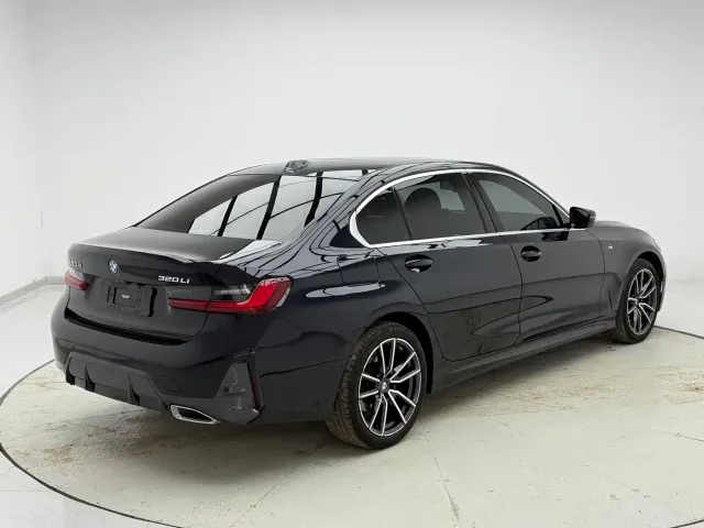 BMW 3 Series — Фото автомобиля 4