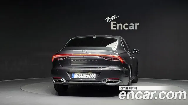 Hyundai Grandeur New — Фото автомобиля 4