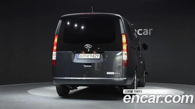 Hyundai Staria Staria Карго 5 мест — Фото автомобиля 4