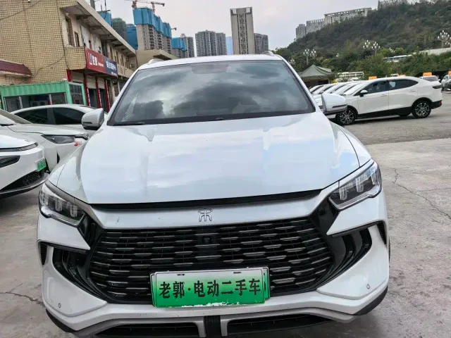 Фотография автомобиля — BYD Song Pro