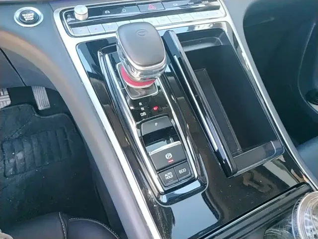 GAC Trumpchi M8 — Фото автомобиля 13