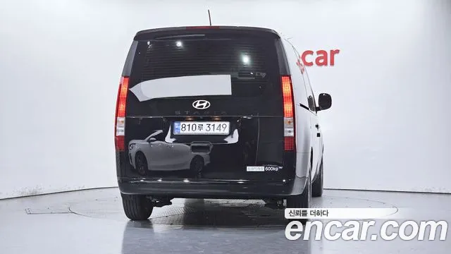Hyundai Staria Staria L3.5 Карго 5 мест — Фото автомобиля 4