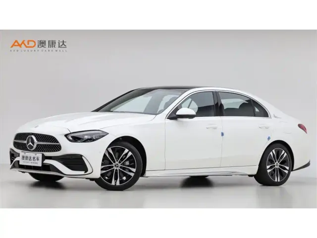 Фотография автомобиля — Mercedes-Benz C-Class