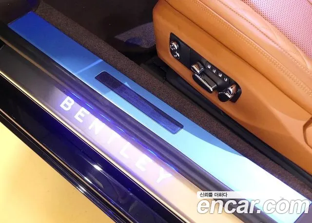 Bentley Continental — Фото автомобиля 16