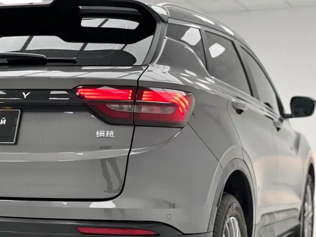 Geely Binyue — Фото автомобиля 12