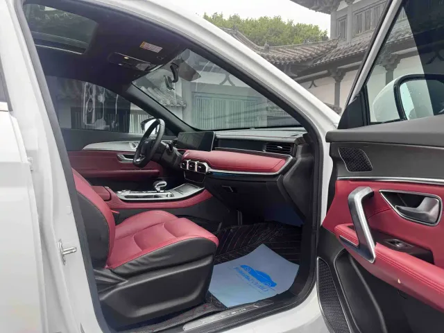 Jetour X70 Plus — Фото автомобиля 10