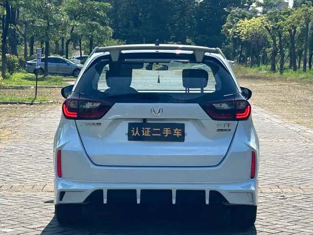 Honda Fit — Фото автомобиля 6