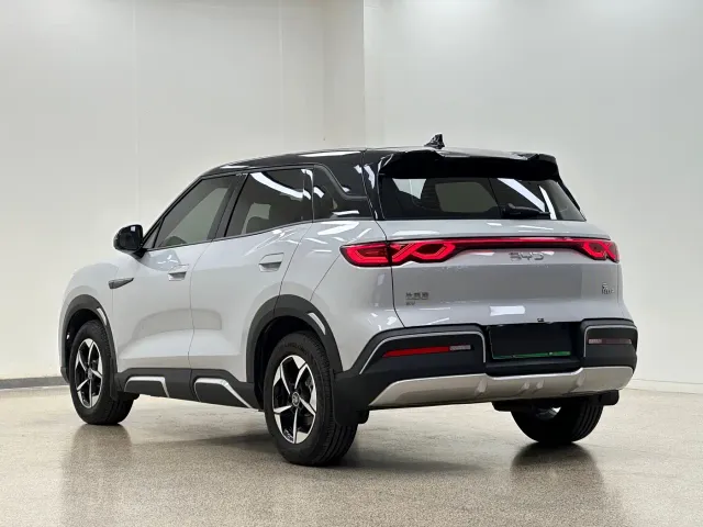 BYD Yuan UP — Фото автомобиля 4