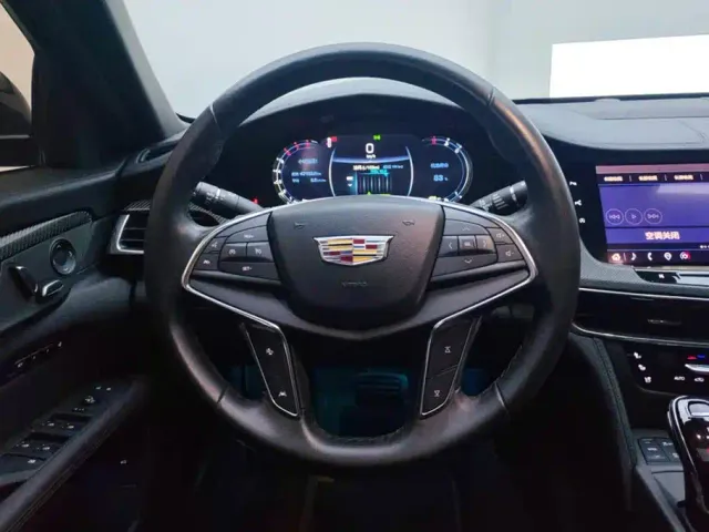Cadillac CT6 — Фото автомобиля 15