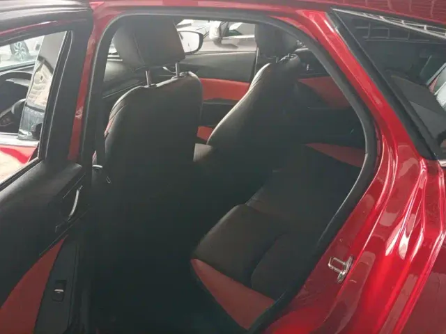 Mazda CX-4 — Фото автомобиля 11