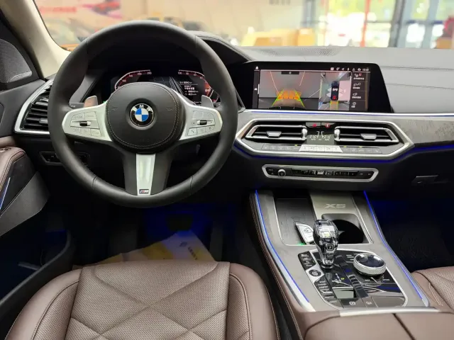 BMW X5 — Фото автомобиля 4