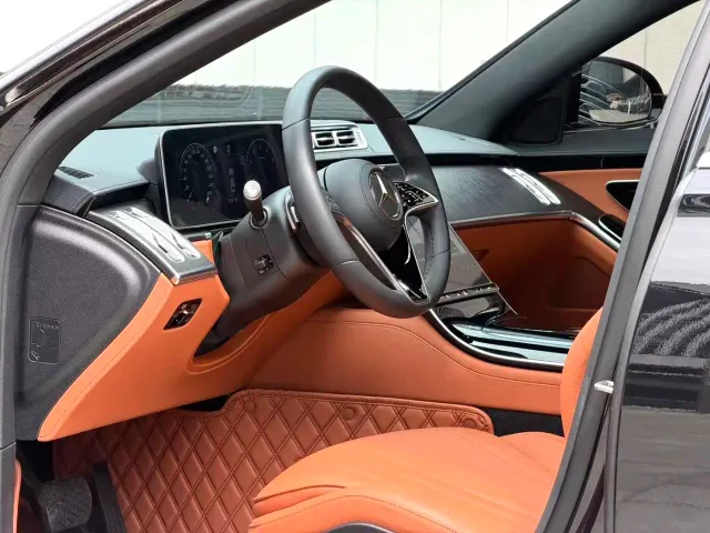 Mercedes-Benz S-Class — Фото автомобиля 11