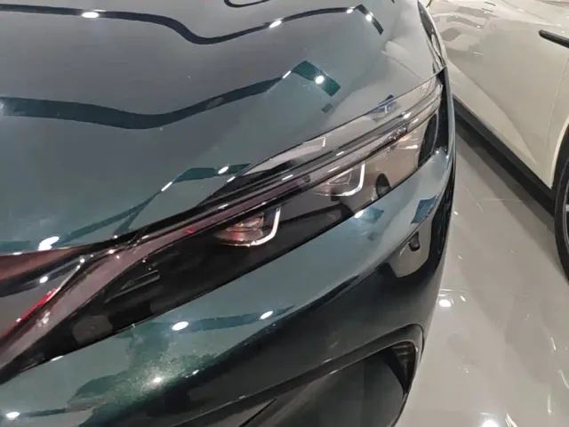 BYD Han — Фото автомобиля 23