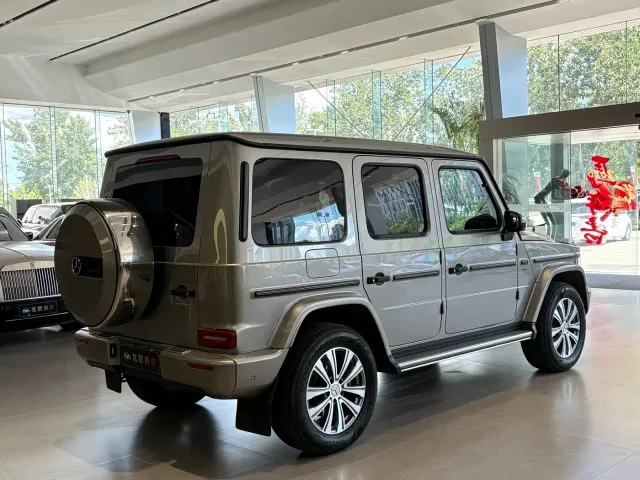 Mercedes-Benz G-Class — Фото автомобиля 6