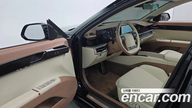 Hyundai Grandeur GN7 — Фото автомобиля 15