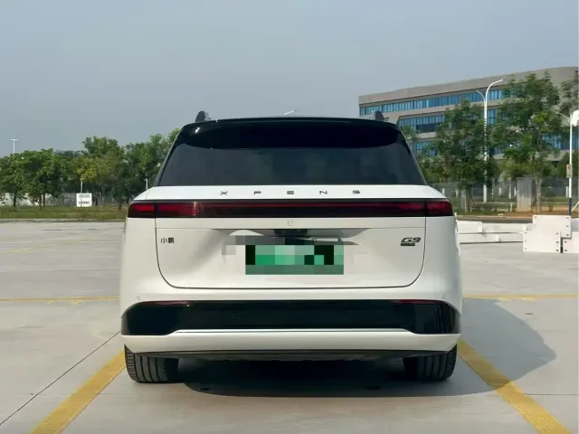 XPeng XPeng G9 2025 Model Long Range Ultra — Фото автомобиля 8