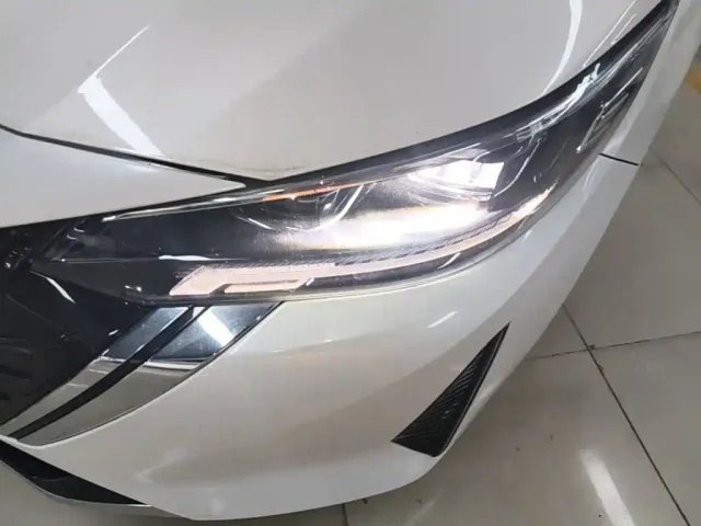 Nissan Sylphy — Фото автомобиля 23
