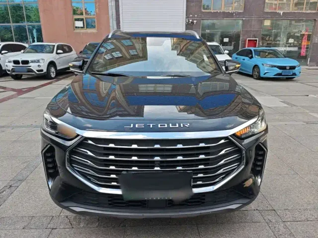 Jetour X70 Plus — Фото автомобиля 2