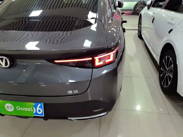 Changan Lamore — Фото автомобиля 7