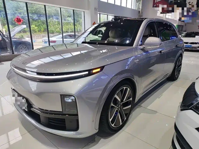 Фотография автомобиля — Li Auto L7