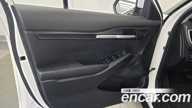 Kia Seltos Новый Seltos Бензин 2.0 2WD — Фото автомобиля 24