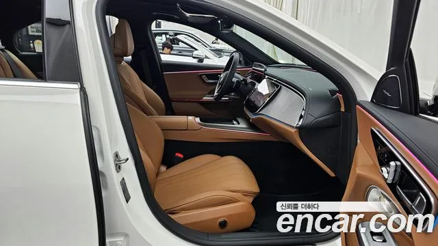 Mercedes-Benz E-Class E-класс W214 E300 4MATIC Exclusive — Фото автомобиля 11