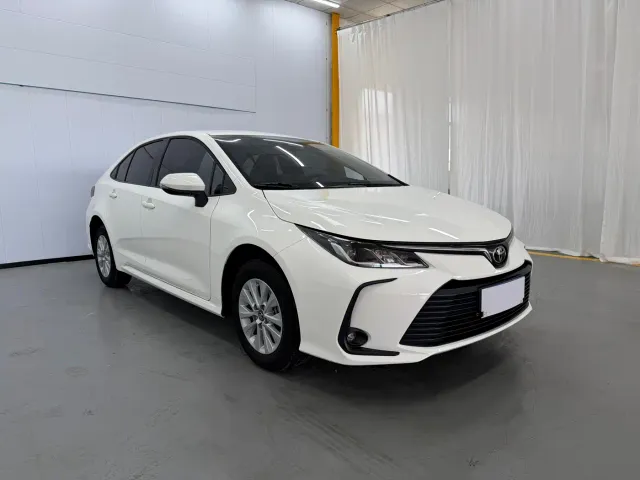 Toyota Corolla — Фото автомобиля 3