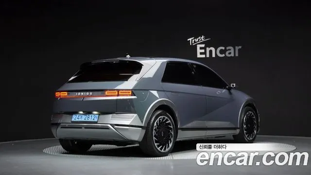 Hyundai Ioniq 5 — Фото автомобиля 2