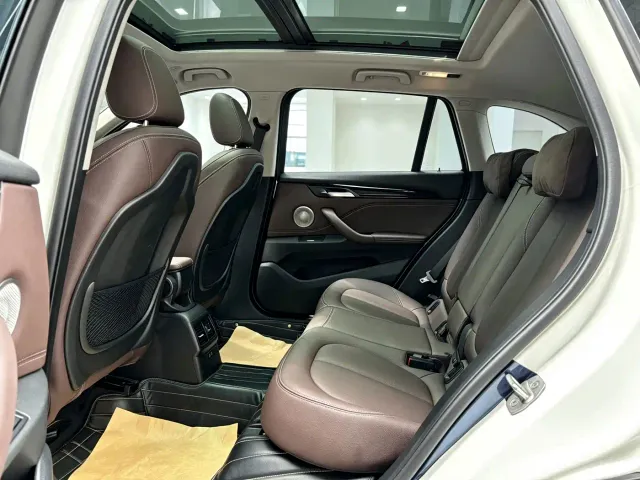 BMW X1 — Фото автомобиля 6