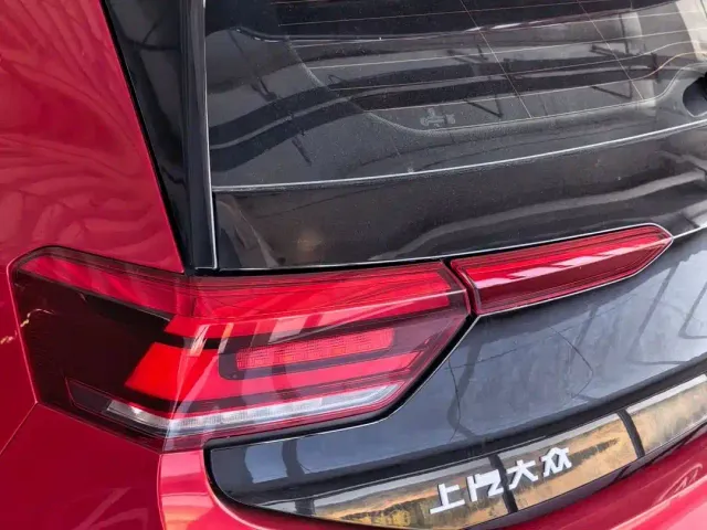 Volkswagen ID.3 — Фото автомобиля 15