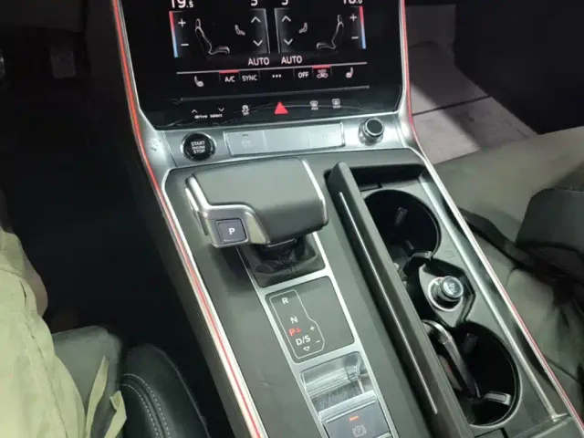 Audi A6L — Фото автомобиля 13